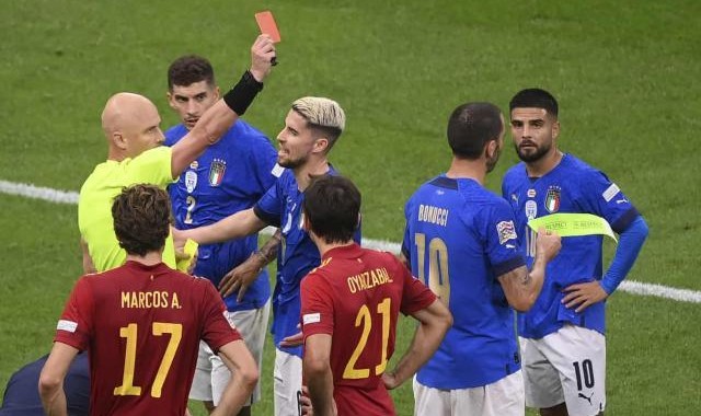 开云入口-【现场手记】踢不完的“拉丁德比”，逃不过的宿命