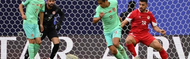 开云官网-历史最差！国足开局2场0进球 末轮击败卡塔尔=出线