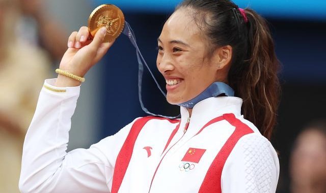 开云网页版-金牌成中国网球又一里程碑 郑钦文已比肩李娜？