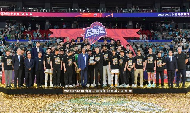 CBA辽粤争霸已成过去时 新赛季谁能撼动王者辽宁？