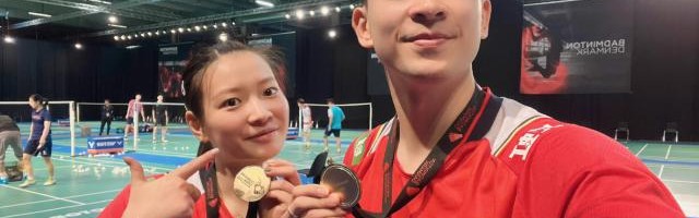 开云服务-石宇奇力克李梓嘉问鼎男单 国羽4金2银收官丹麦赛