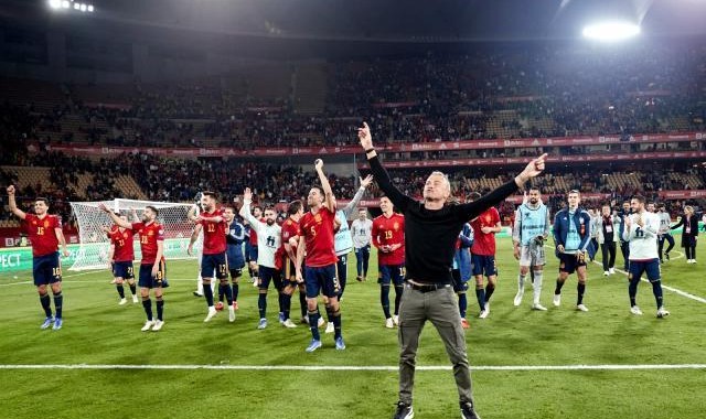 开云服务-【观察】西班牙有成绩有新人，大家为何不夸恩里克？