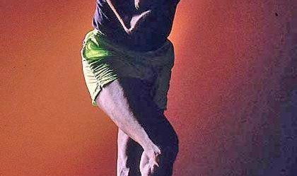 开云官网-起底瑜伽风潮：NBA大腕的“长寿”秘诀